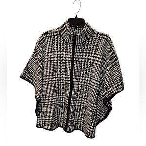 Jones New York Sweater Poncho Houndstooth Plaid Mock Turtleneck. Sz S/M. EUC